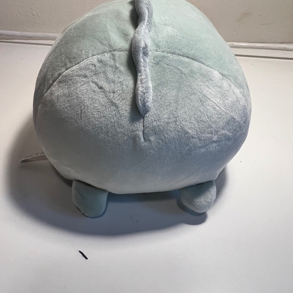 Small Dinosaur Plush Toy Mint Green Kawaii Soft Squishy Crown Accessory - Picture 5 of 8